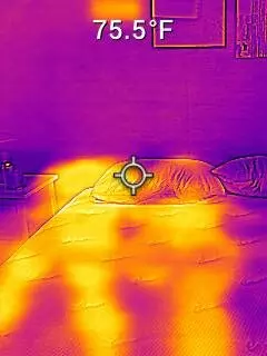 A temperature reading of a Brooklyn Bedding mattress after two testers lied down for five minutes